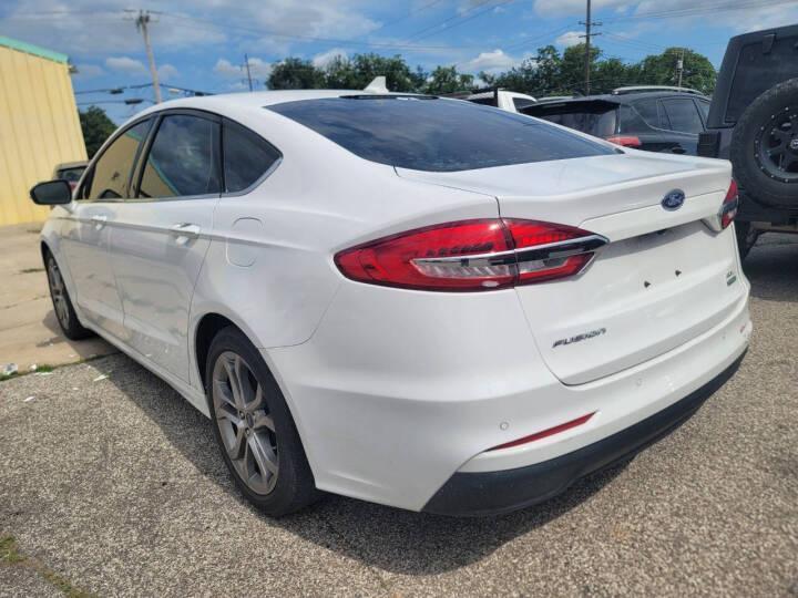 Ford Fusion SEL 2020