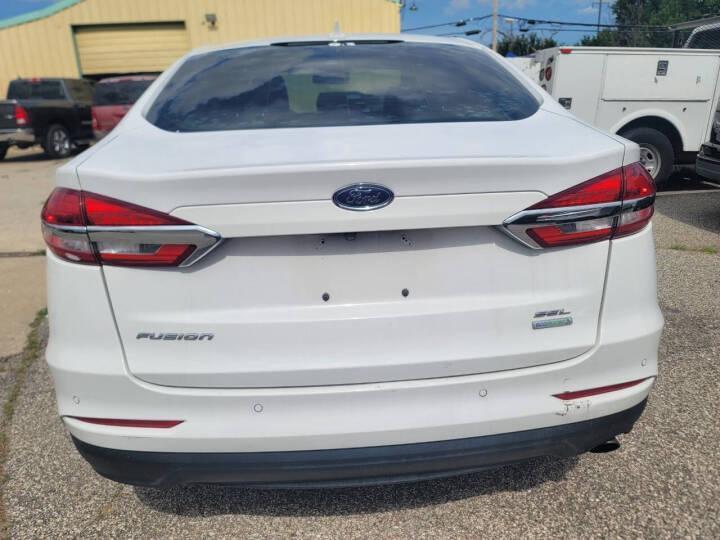 Ford Fusion SEL 2020