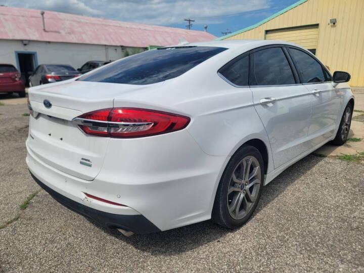 Ford Fusion SEL 2020