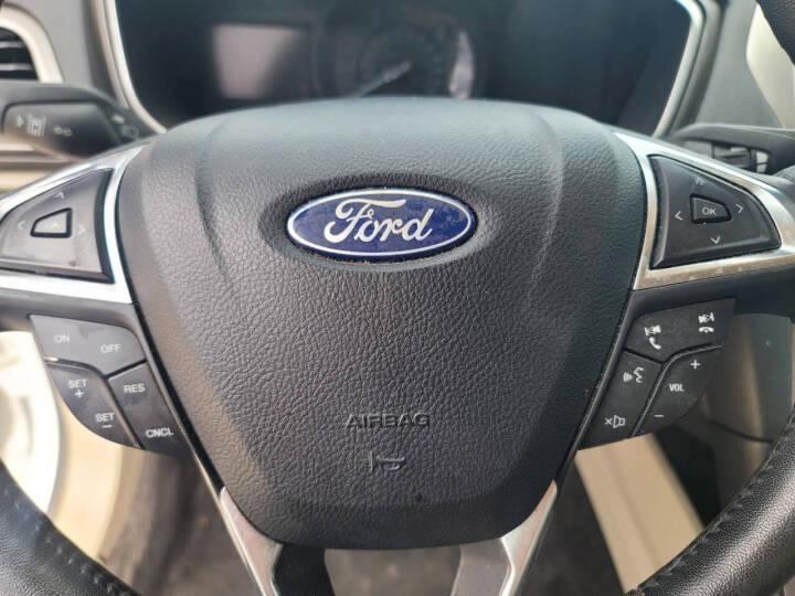 Ford Fusion SEL 2020