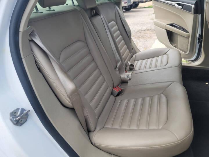 Ford Fusion SEL 2020