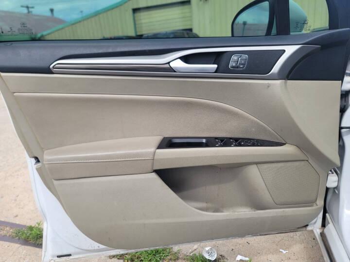 Ford Fusion SEL 2020