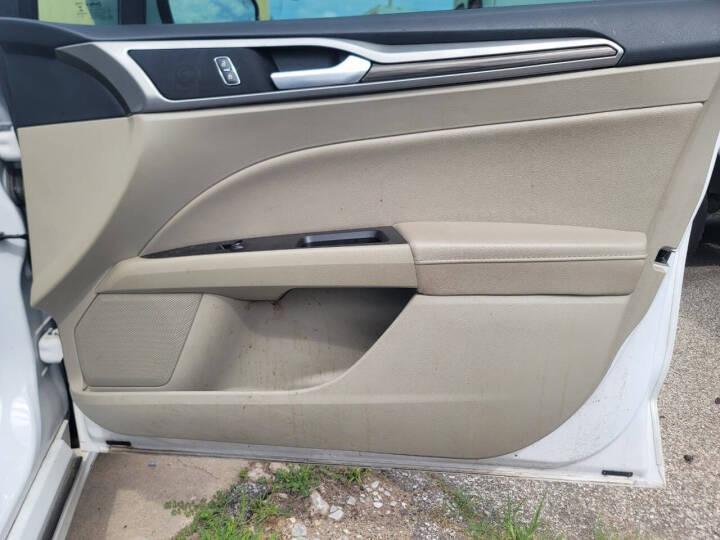 Ford Fusion SEL 2020