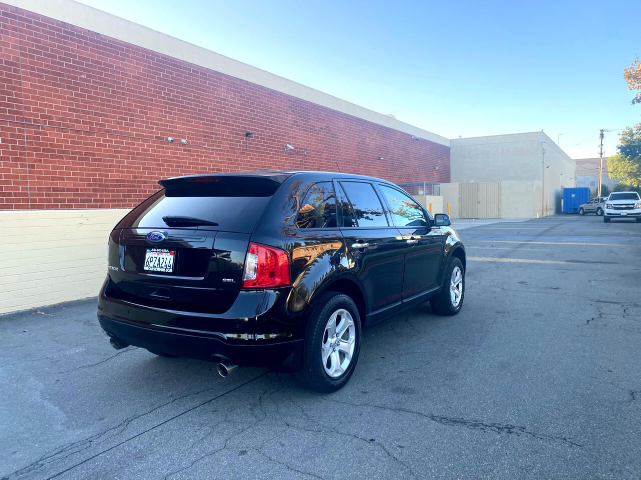2011 Ford Edge SEL photo 3