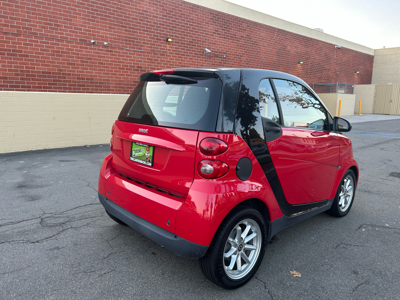 2009 Smart Fortwo photo 2