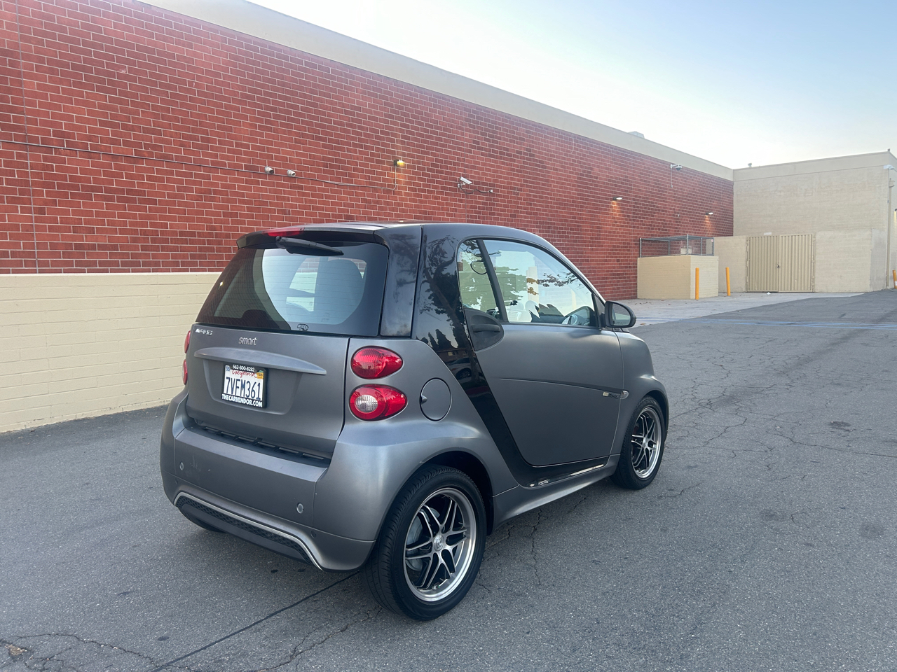 2013 Smart Fortwo photo 2