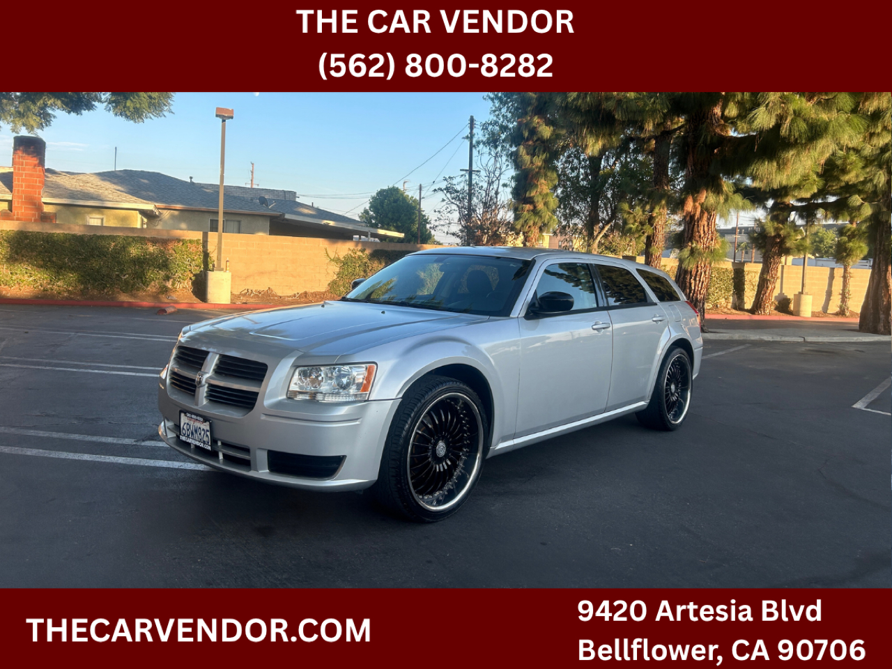 2008 Dodge Magnum Base