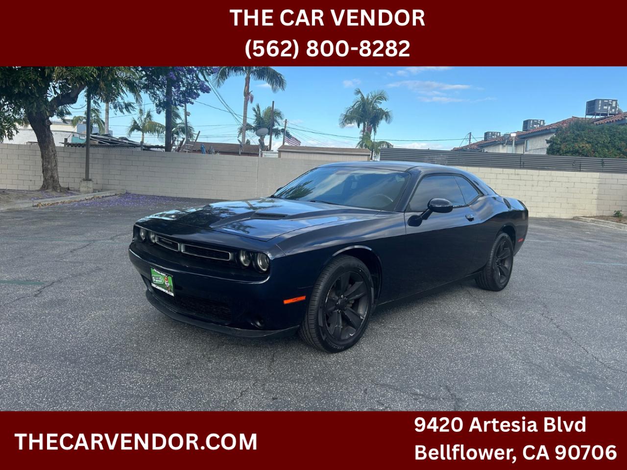 2015 Dodge Challenger SXT's photo