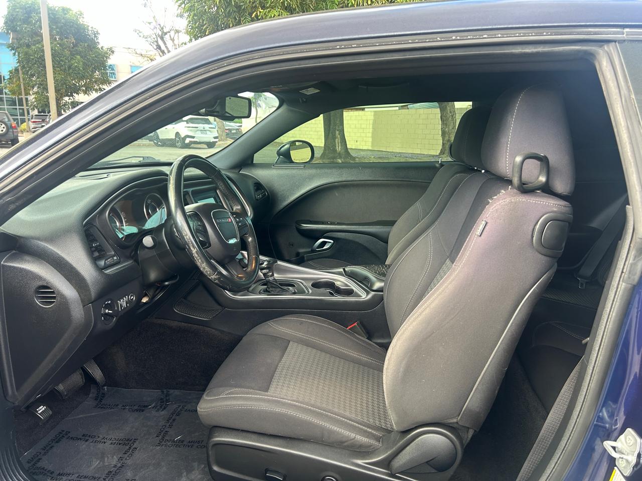 Dodge Challenger SXT 2015