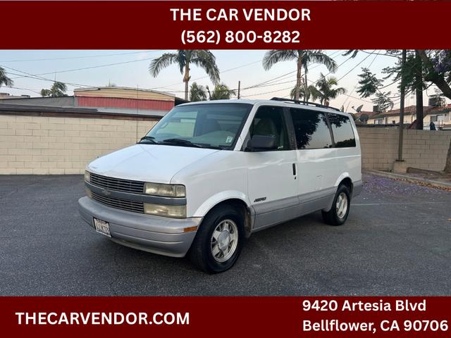 White 2000 Chevrolet Astro Extended RWD Minivan Rear-Wheel Drive Automatic