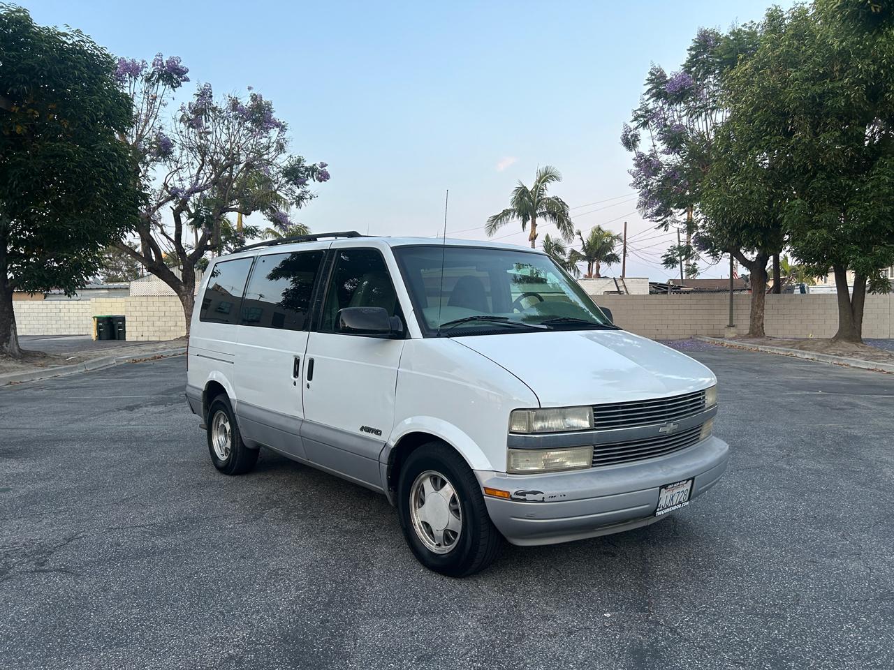 Chevrolet Astro 2WD 2000
