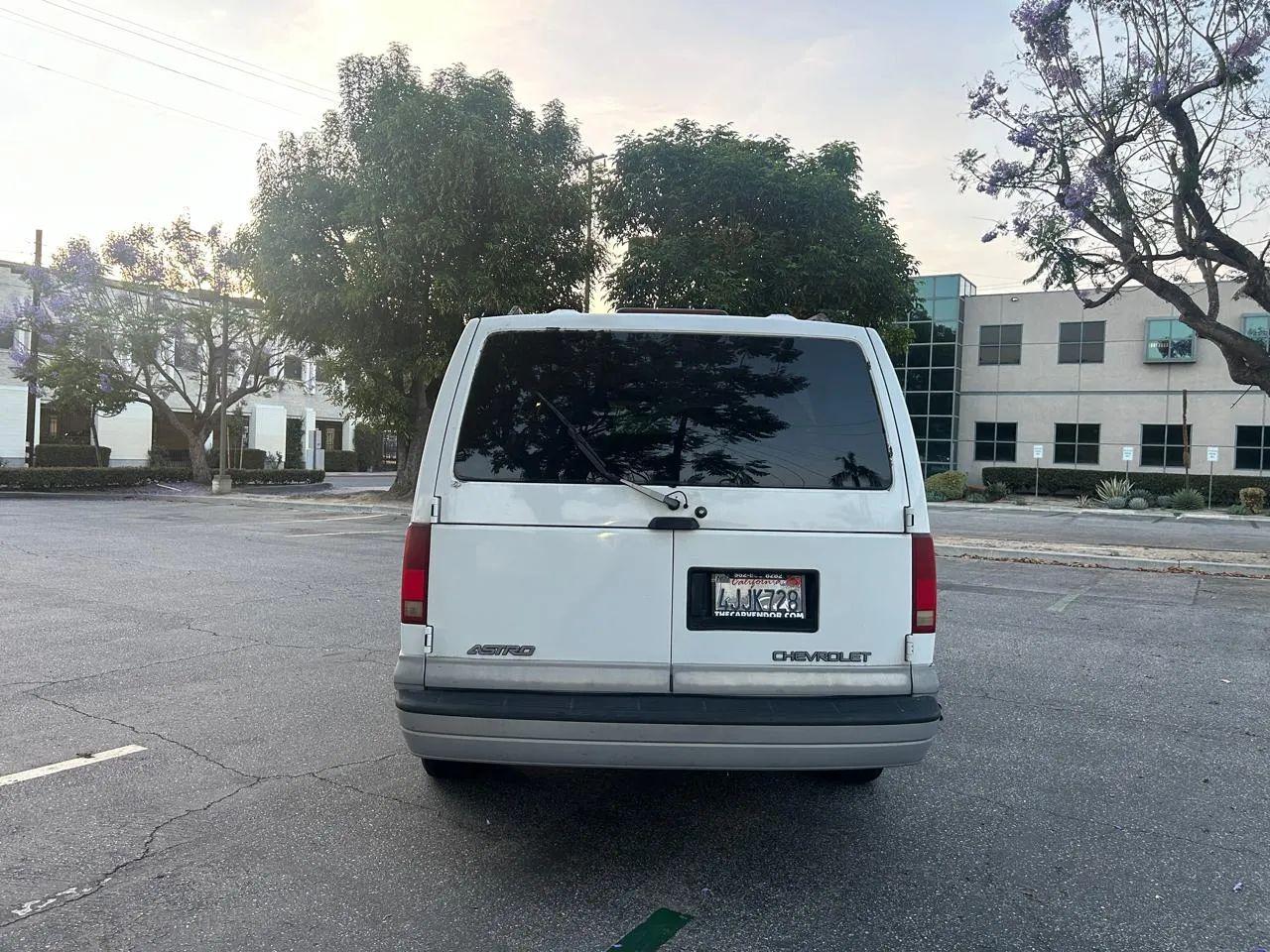 Chevrolet Astro 2WD 2000