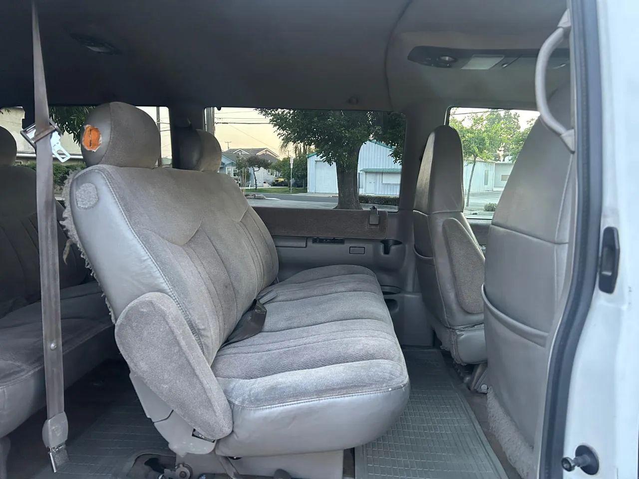 Chevrolet Astro 2WD 2000