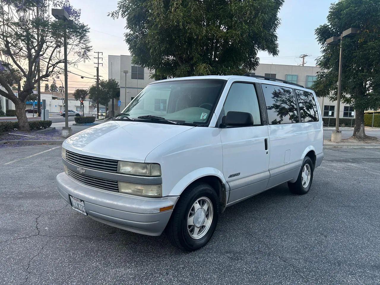 Chevrolet Astro 2WD 2000