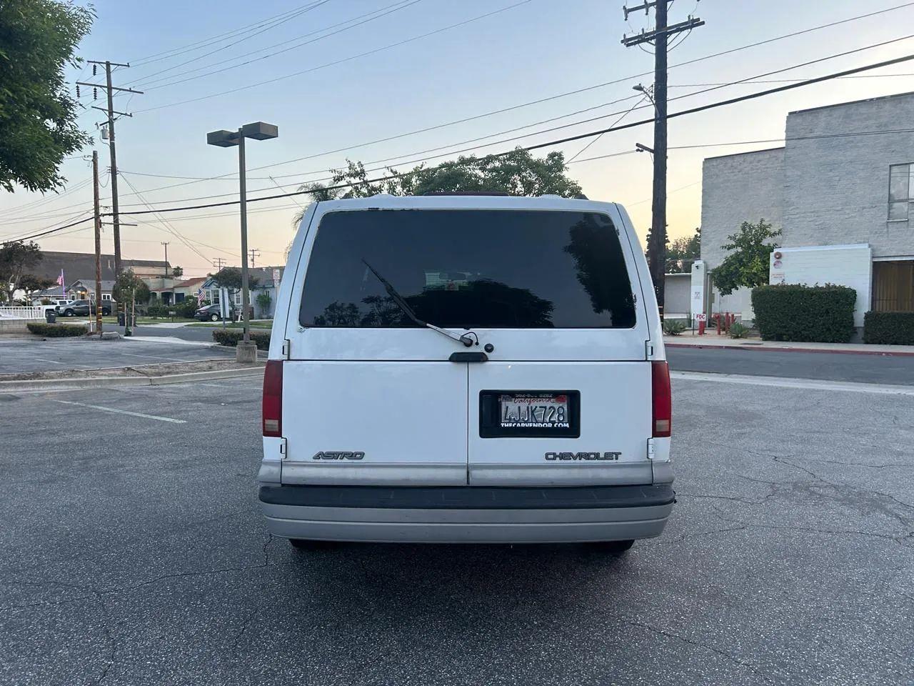 Chevrolet Astro 2WD 2000