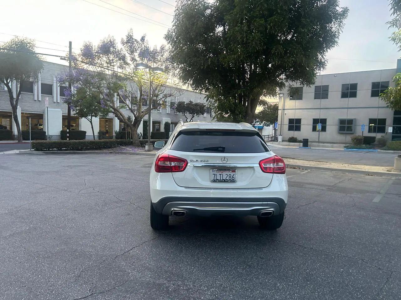 Mercedes-Benz GLA-Class GLA250 2015