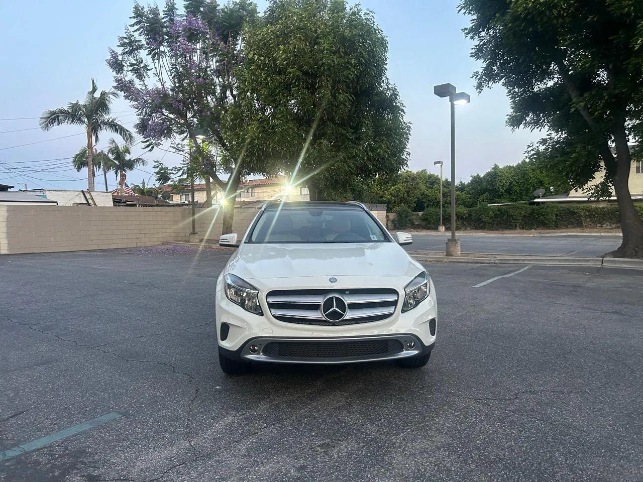 Mercedes-Benz GLA-Class GLA250 2015