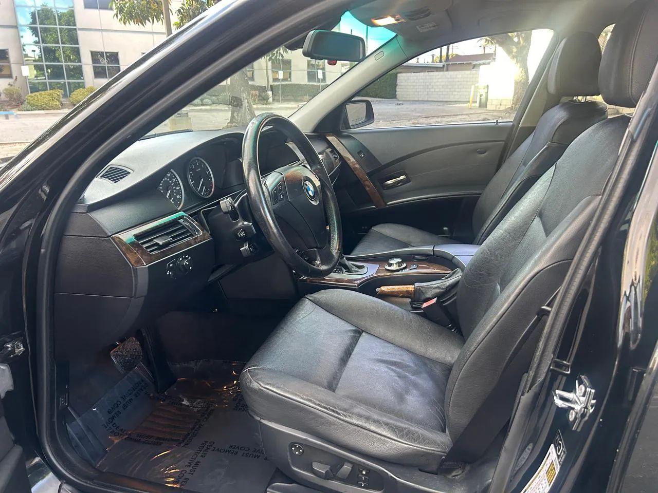 BMW 5-Series 525i 2006