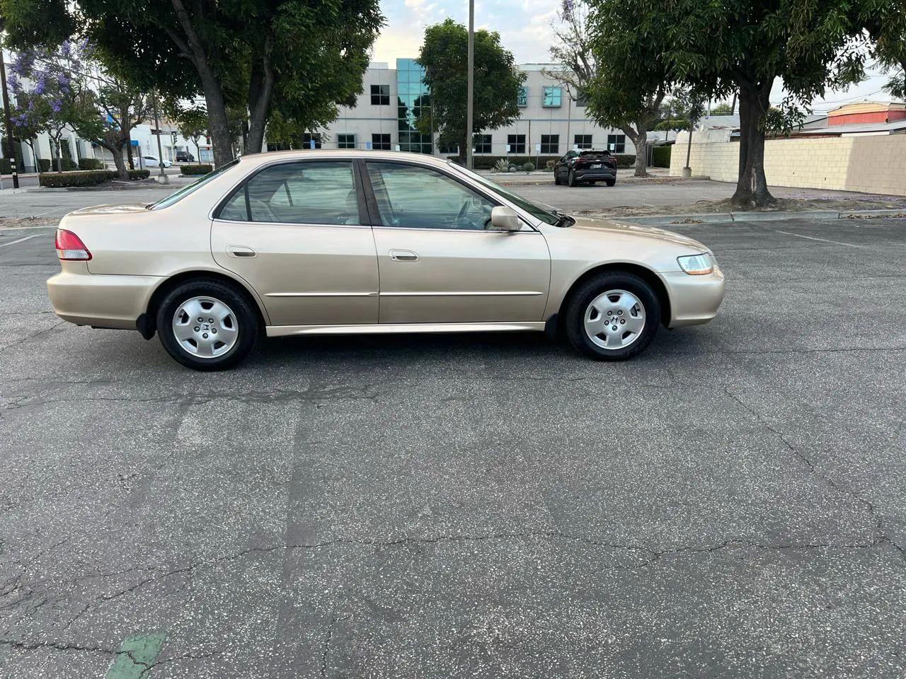 Honda Accord EX V6 sedan 2002