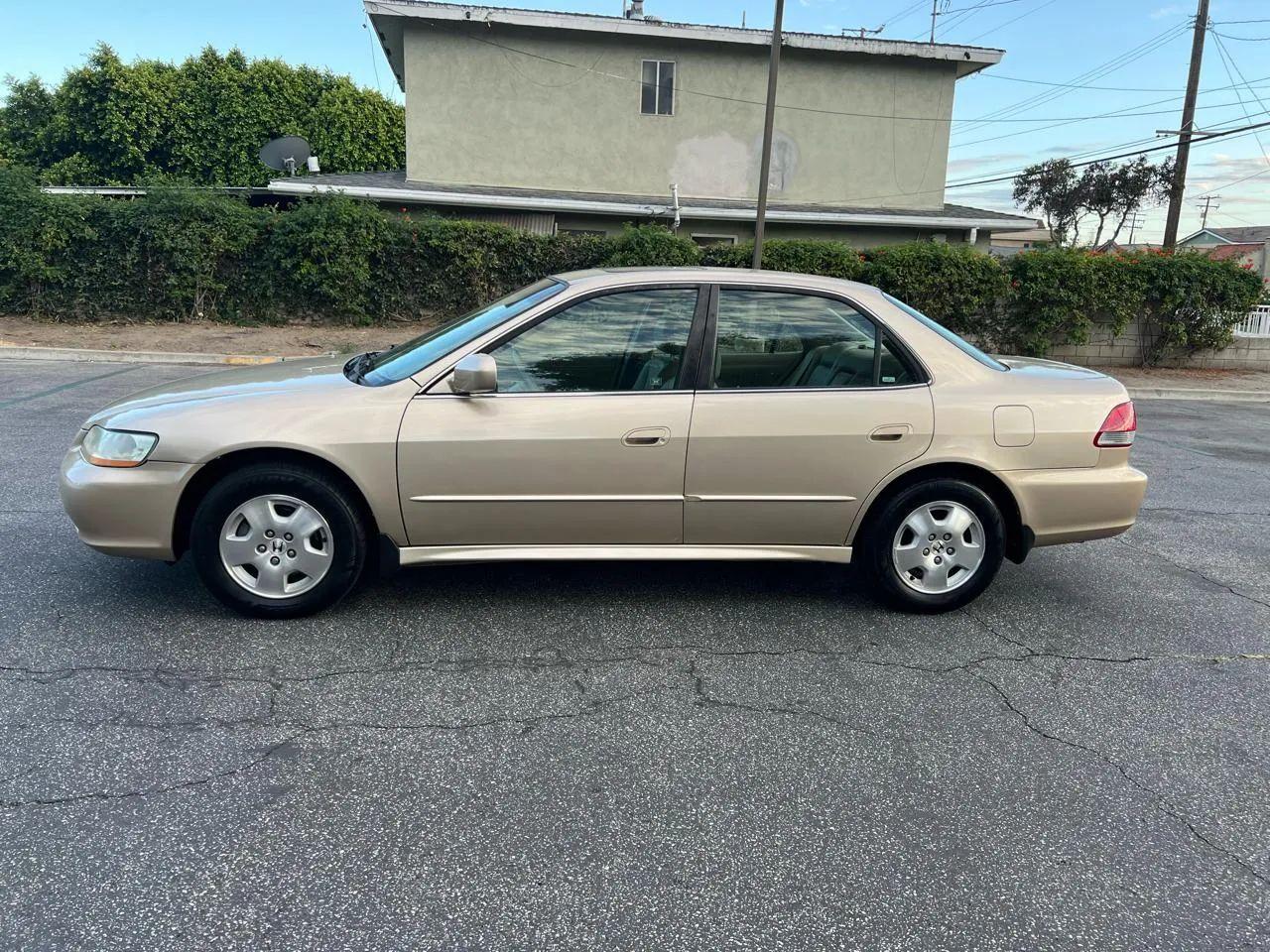 Honda Accord EX V6 sedan 2002