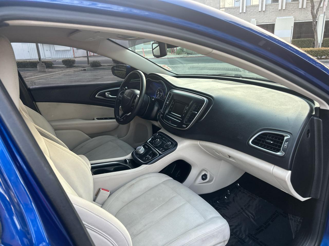 Chrysler 200 Limited 2015