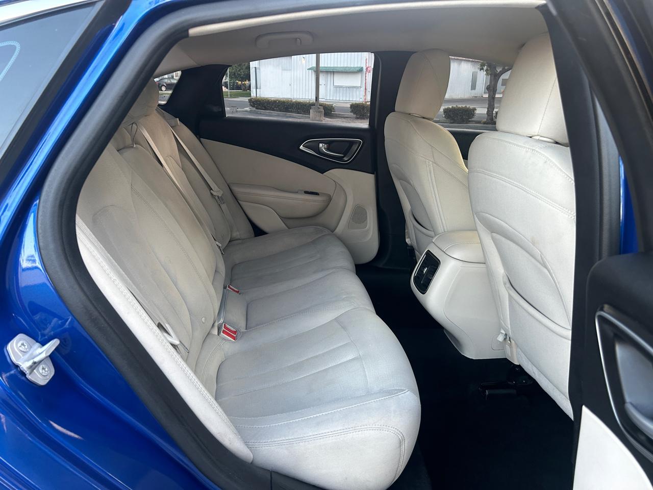 Chrysler 200 Limited 2015