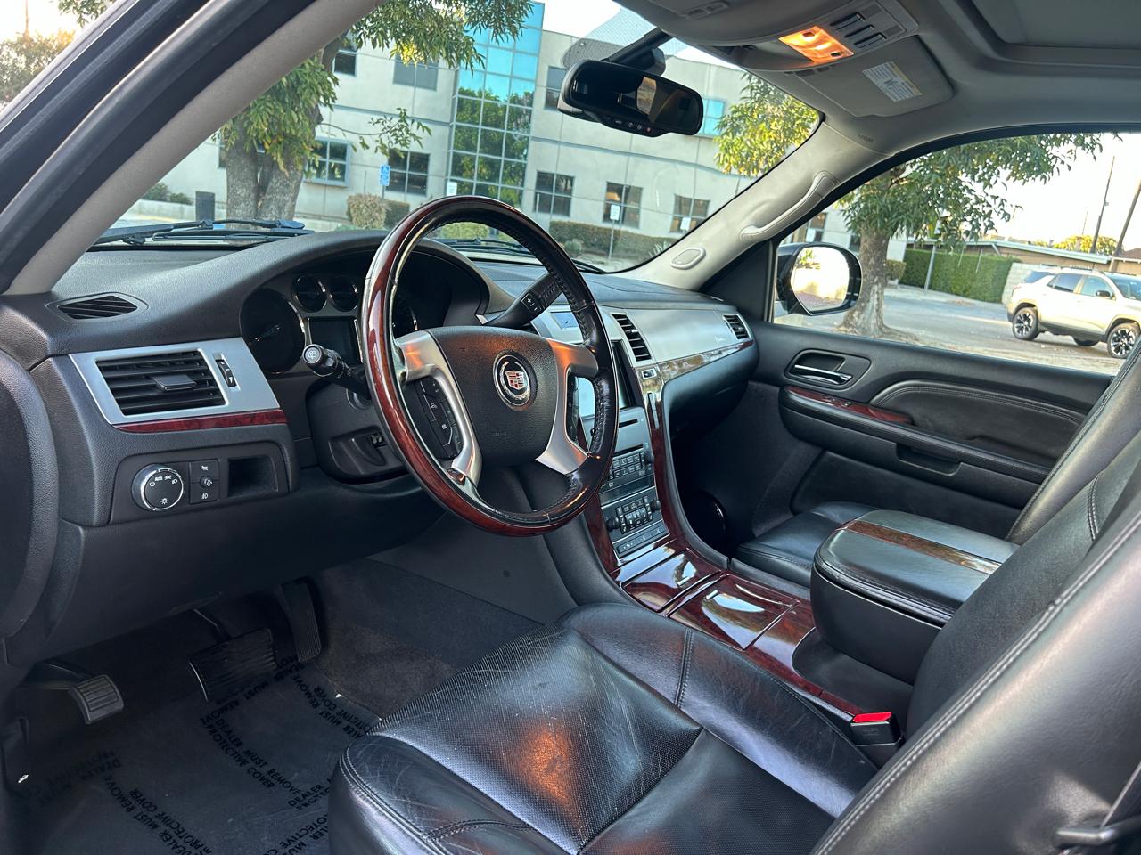 Cadillac Escalade 2WD 2008