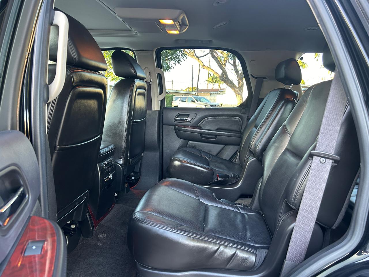 Cadillac Escalade 2WD 2008