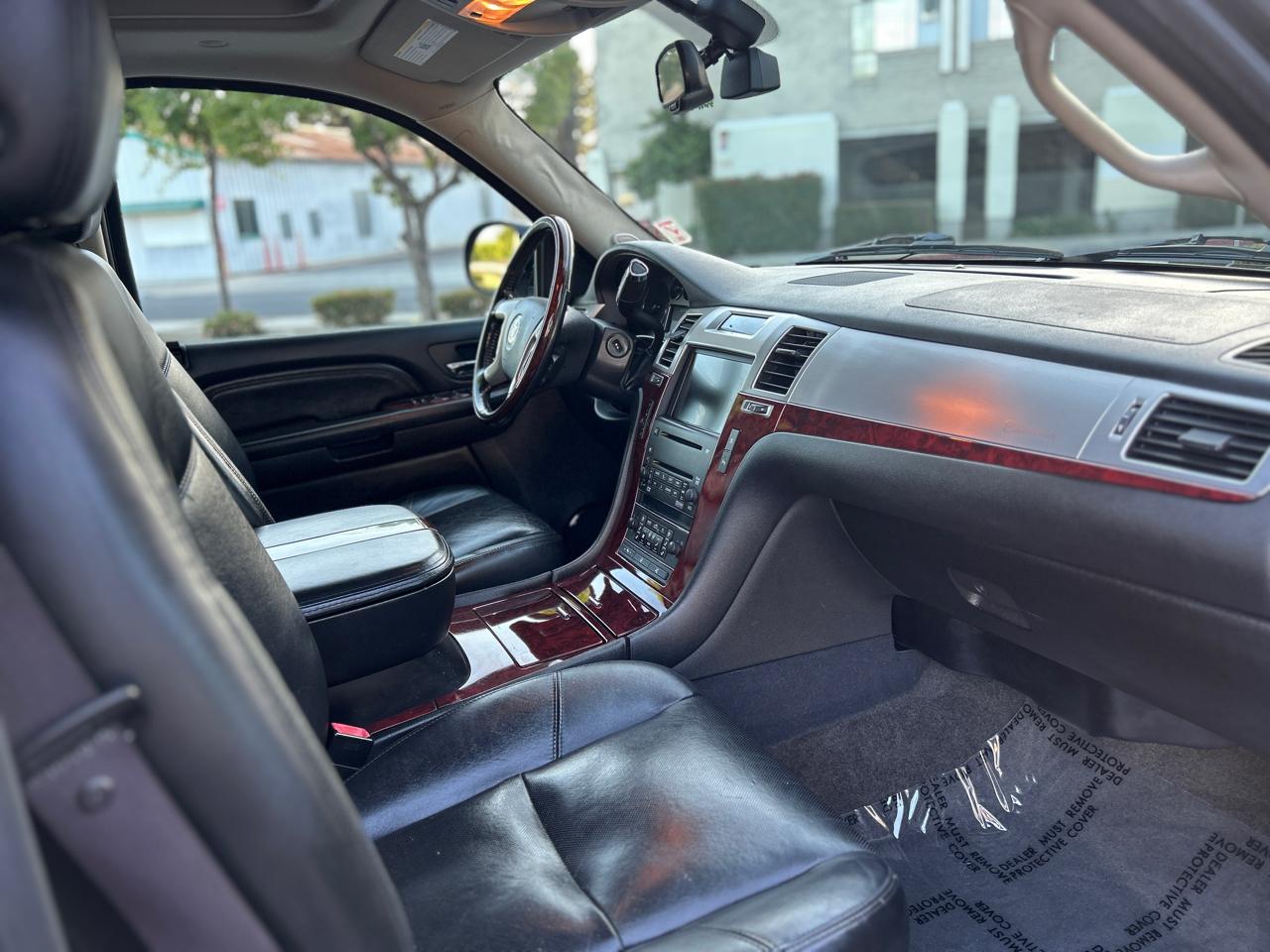 Cadillac Escalade 2WD 2008