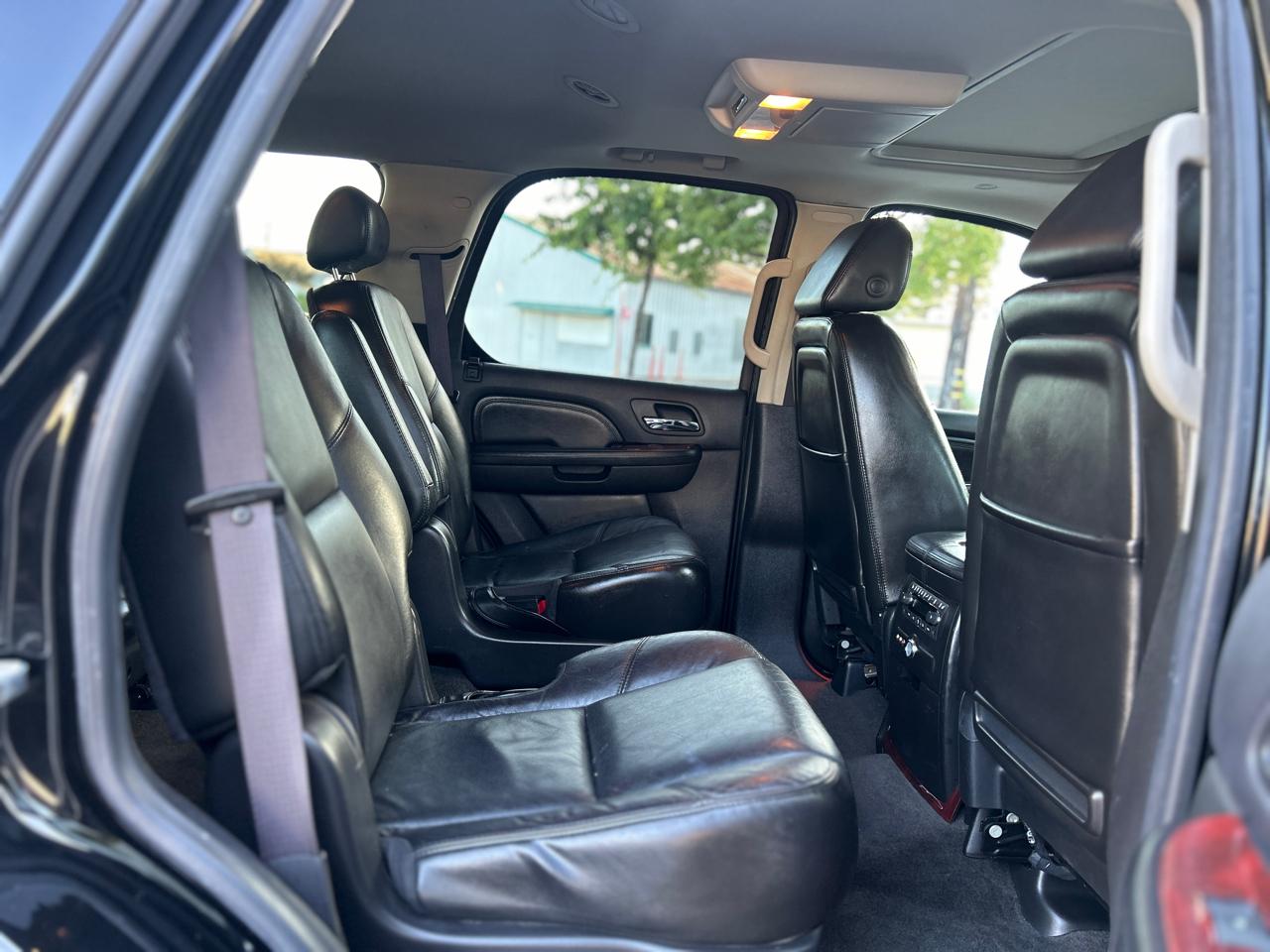 Cadillac Escalade 2WD 2008