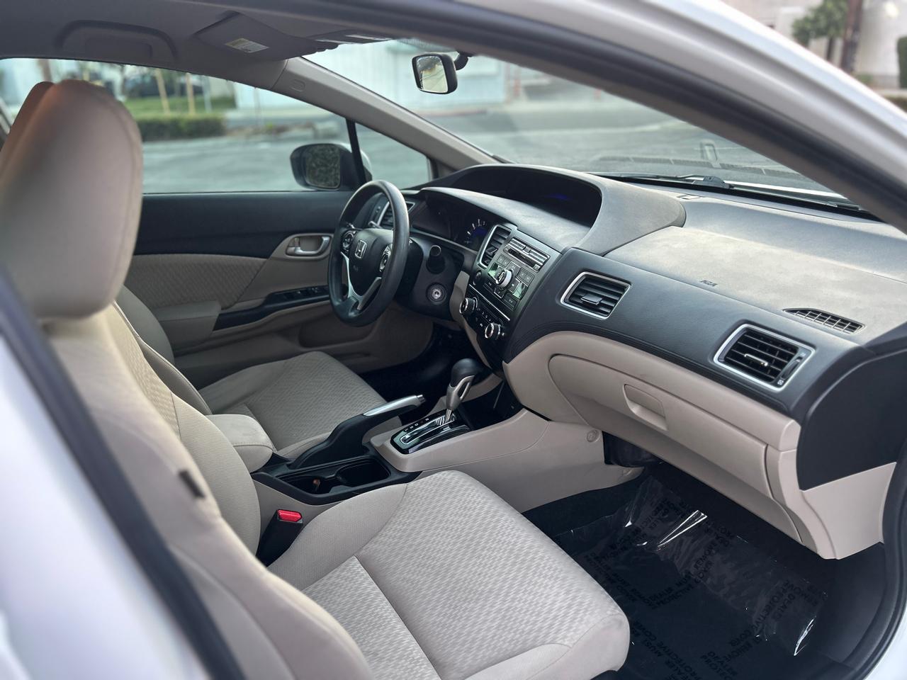 Honda Civic LX Sedan CVT 2015