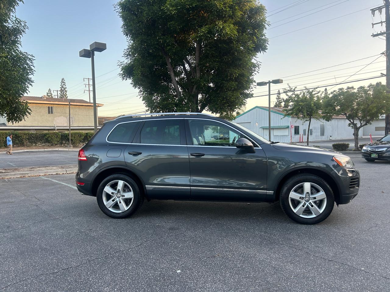 Volkswagen Touareg VR6 Lux 2013