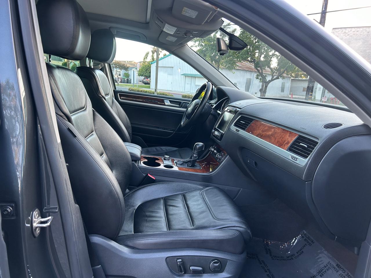 Volkswagen Touareg VR6 Lux 2013