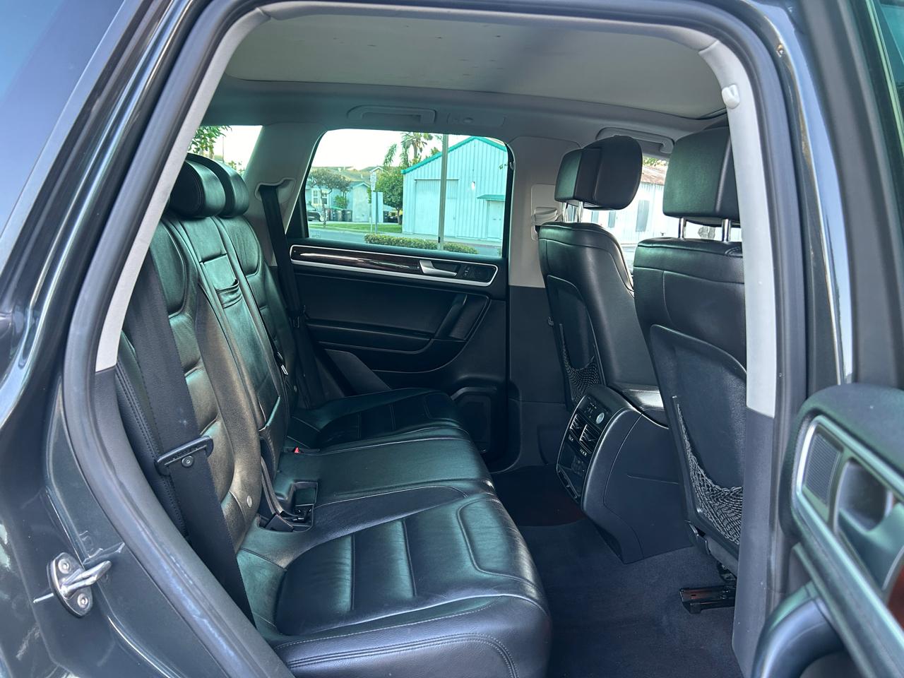 Volkswagen Touareg VR6 Lux 2013