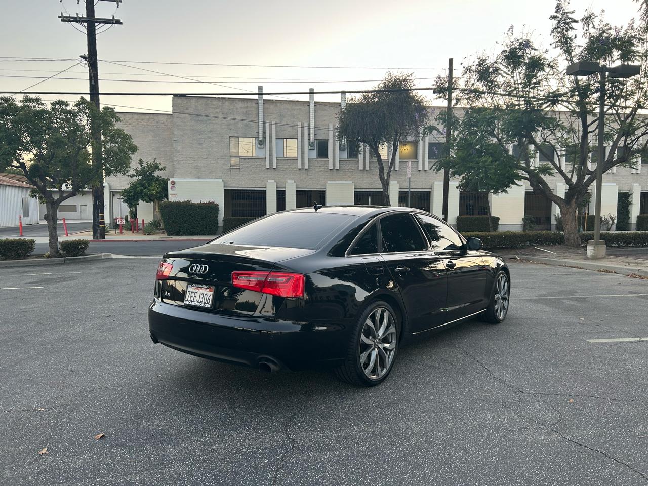 Audi A6 2.0T Premium Sedan FrontTrak Multitronic 2014