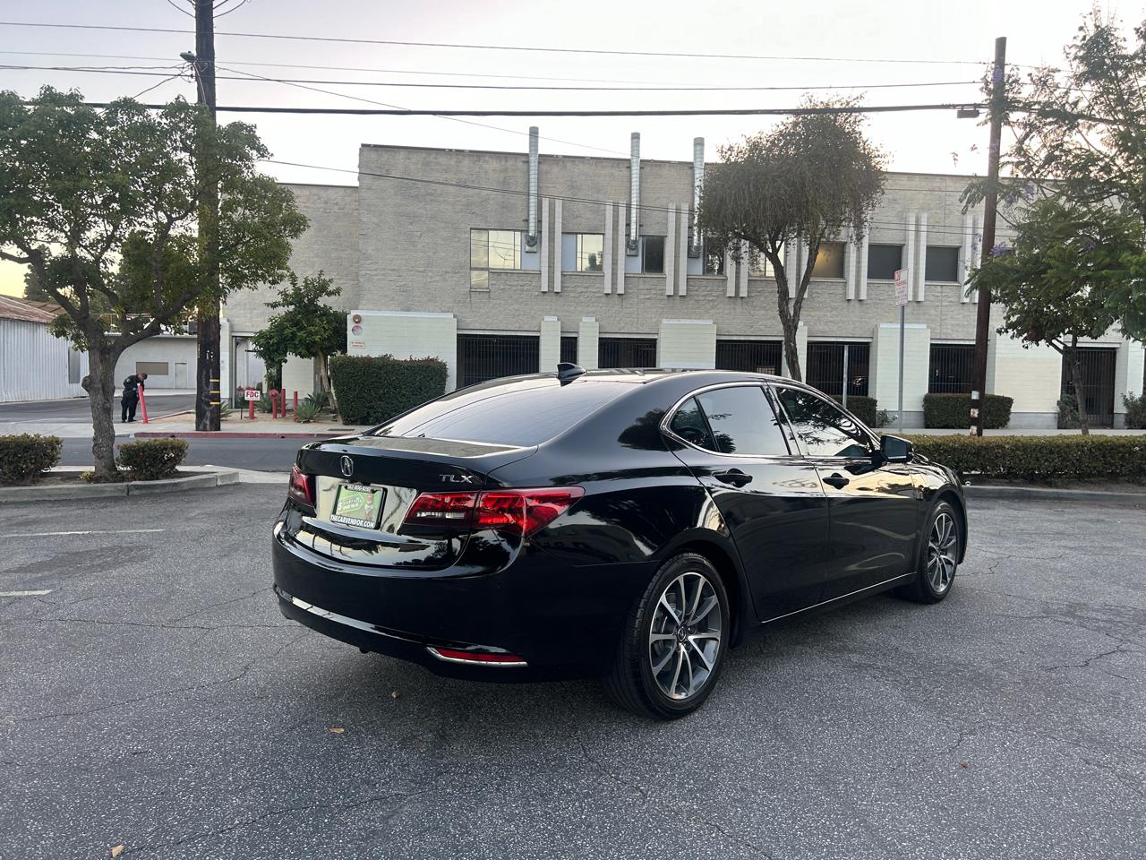 Acura TLX 9-Spd AT w/Technology Package 2015
