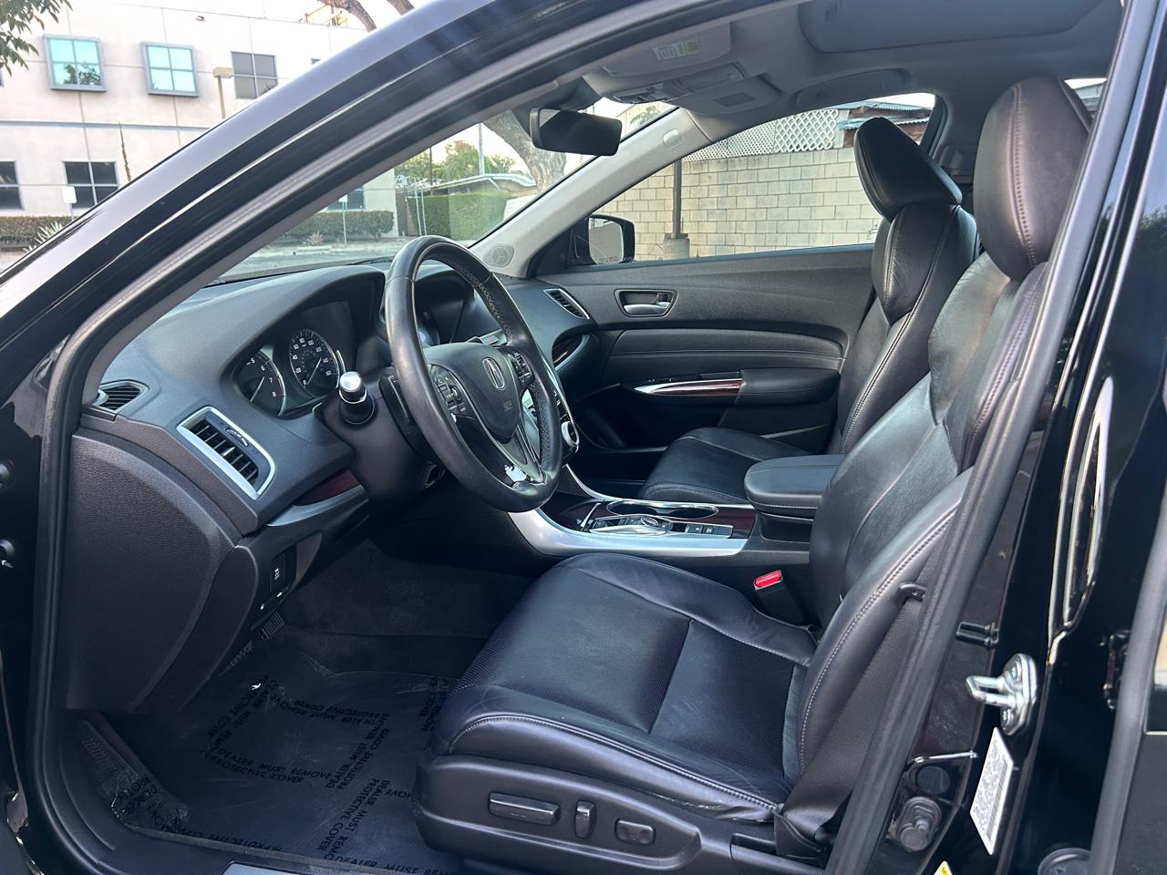 Acura TLX 9-Spd AT w/Technology Package 2015