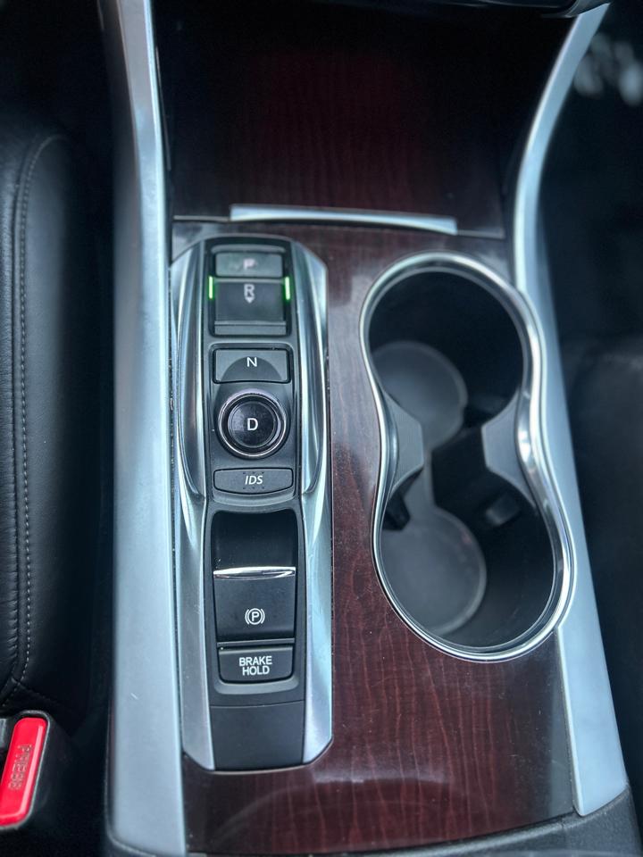 Acura TLX 9-Spd AT w/Technology Package 2015
