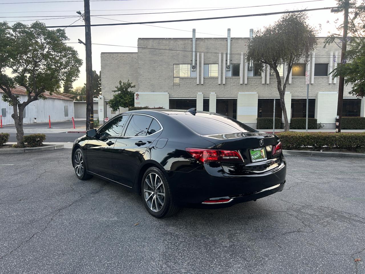 Acura TLX 9-Spd AT w/Technology Package 2015
