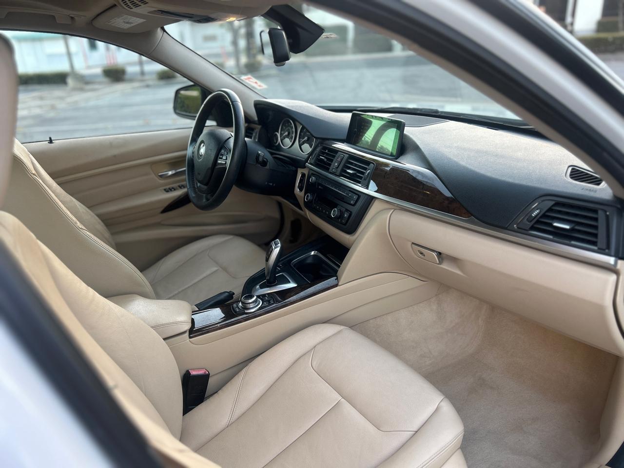 BMW 3-Series 328i Sedan 2013