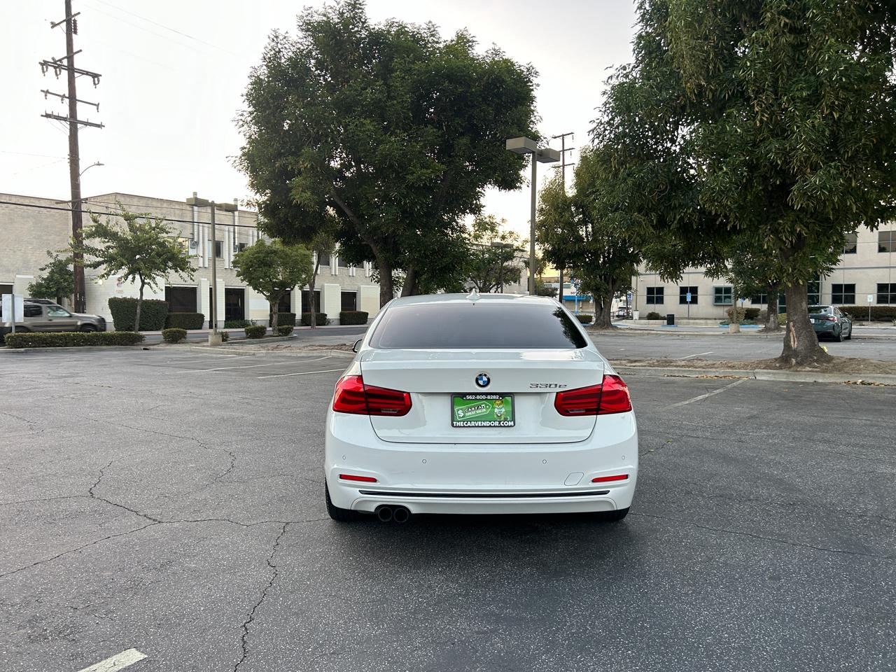 BMW 3-Series 330e iPerformance Sedan 2017