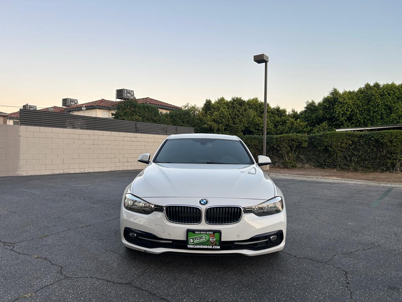 BMW 3-Series 330e iPerformance Sedan 2017