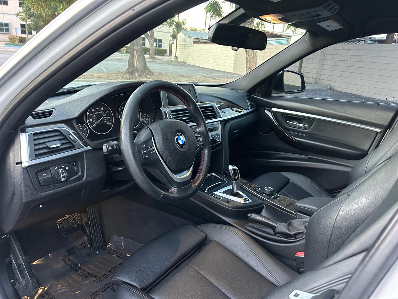 BMW 3-Series 330e iPerformance Sedan 2017