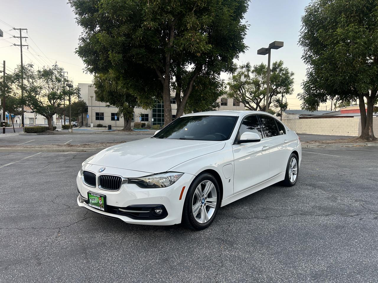 BMW 3-Series 330e iPerformance Sedan 2017