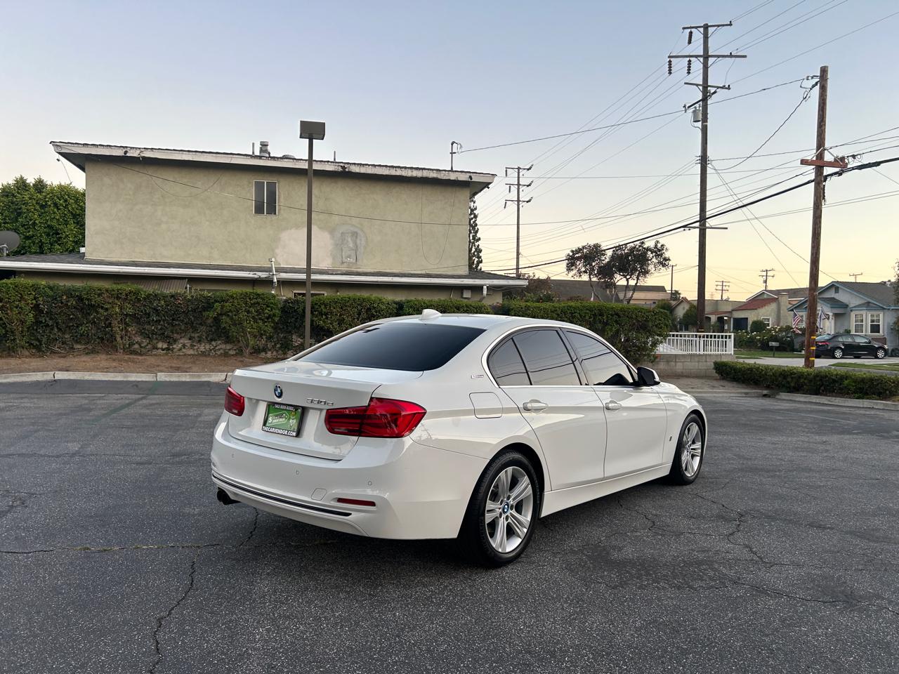 BMW 3-Series 330e iPerformance Sedan 2017
