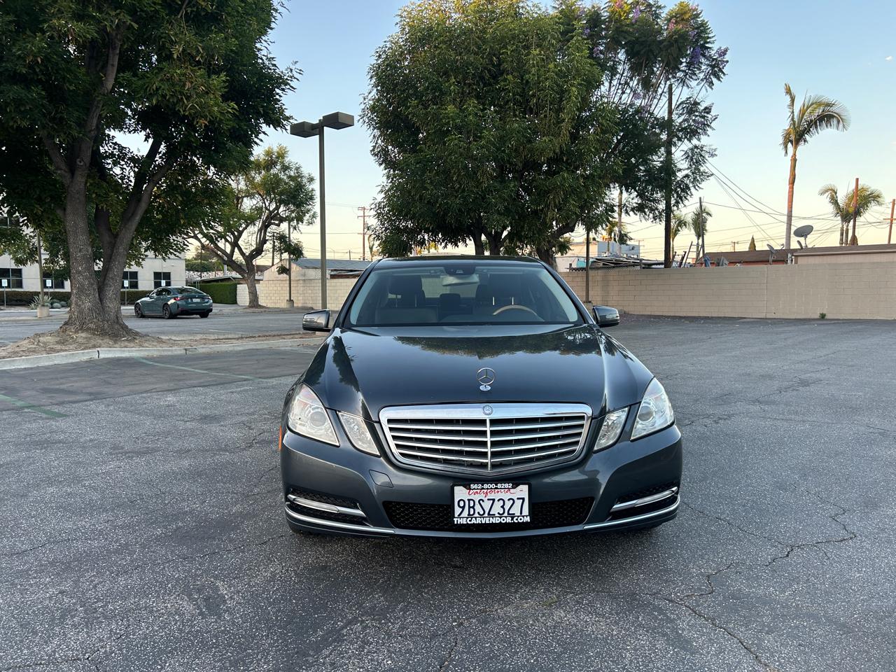 Mercedes-Benz E-Class E350 BlueTEC Sedan 2012