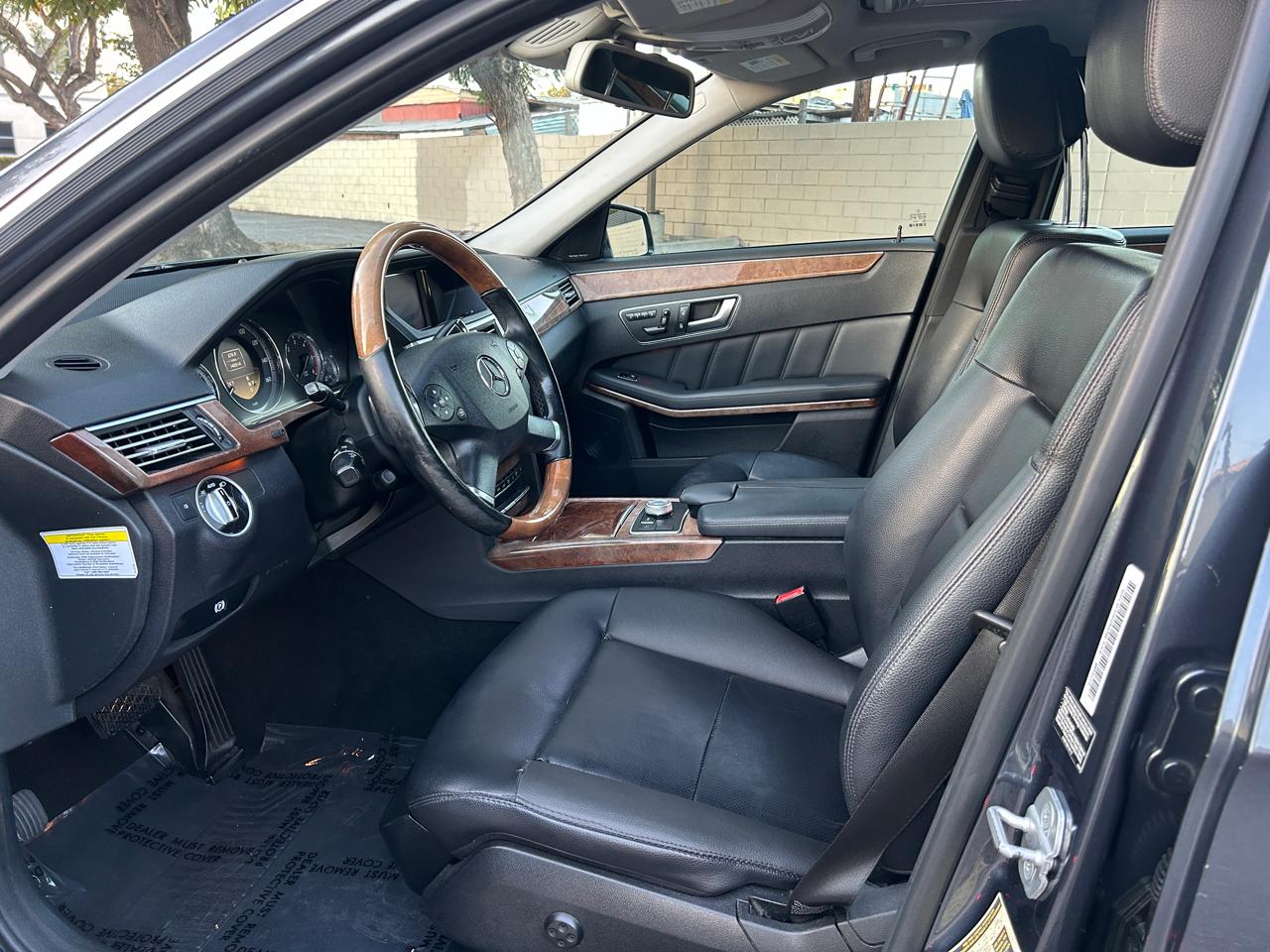 Mercedes-Benz E-Class E350 BlueTEC Sedan 2012