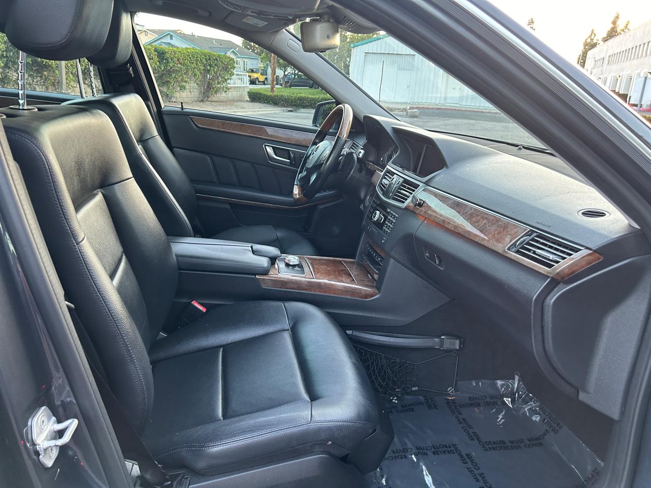 Mercedes-Benz E-Class E350 BlueTEC Sedan 2012
