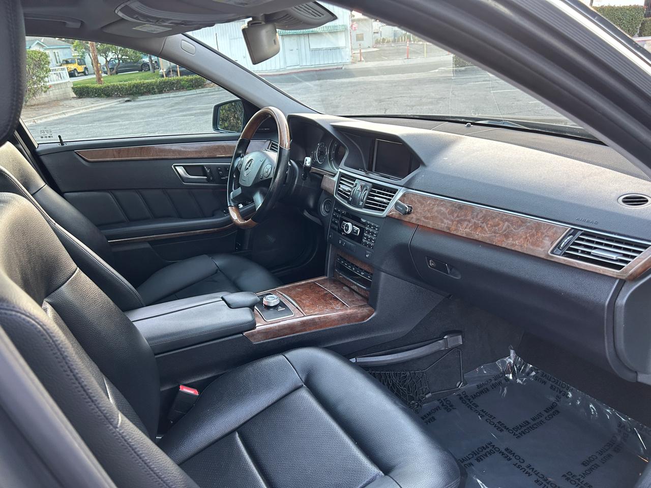 Mercedes-Benz E-Class E350 BlueTEC Sedan 2012