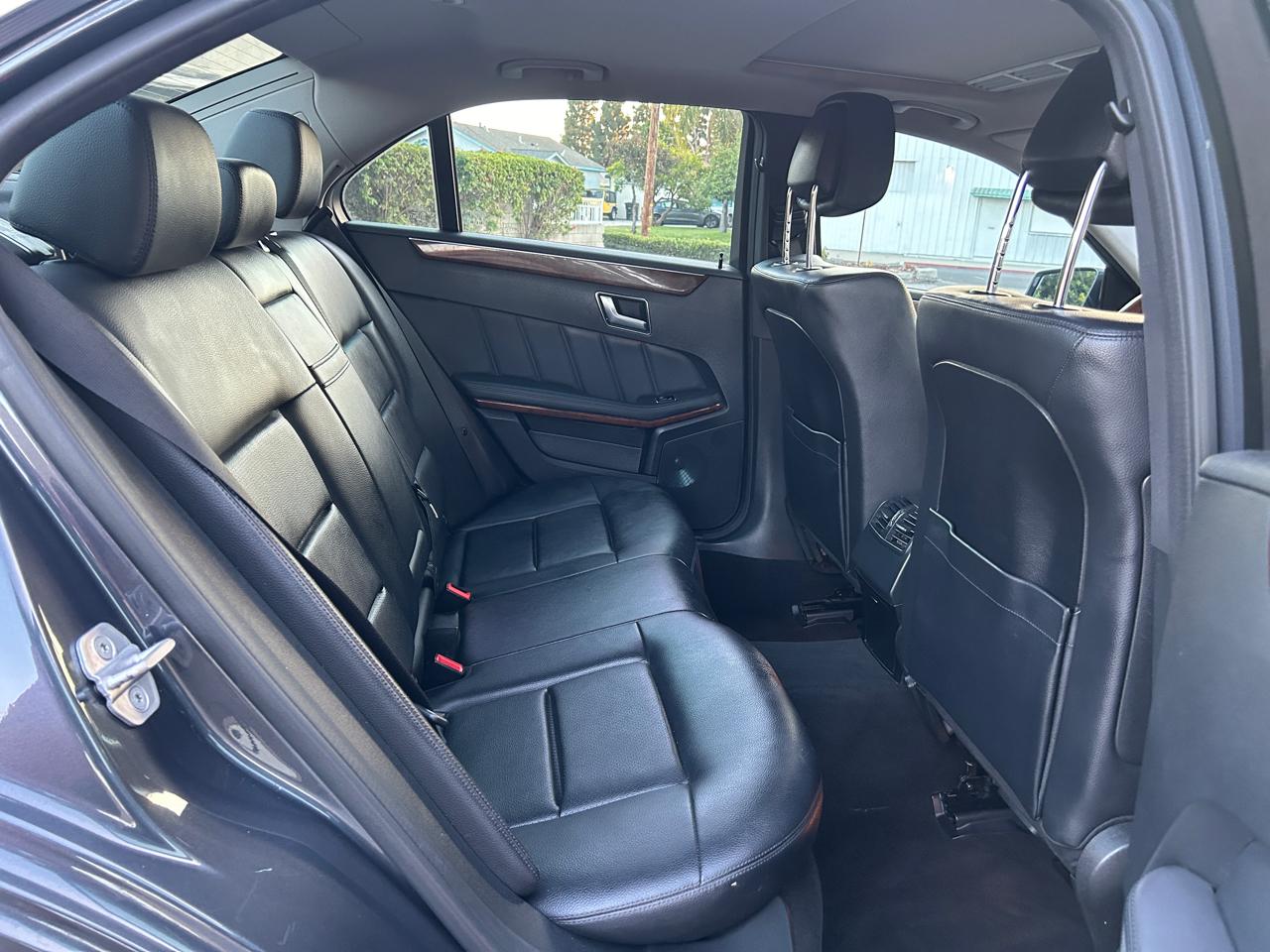 Mercedes-Benz E-Class E350 BlueTEC Sedan 2012